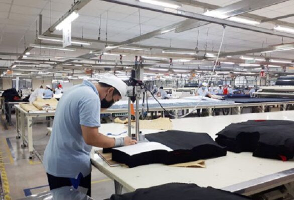 máy in chuyển nhiệt in vải áo dài